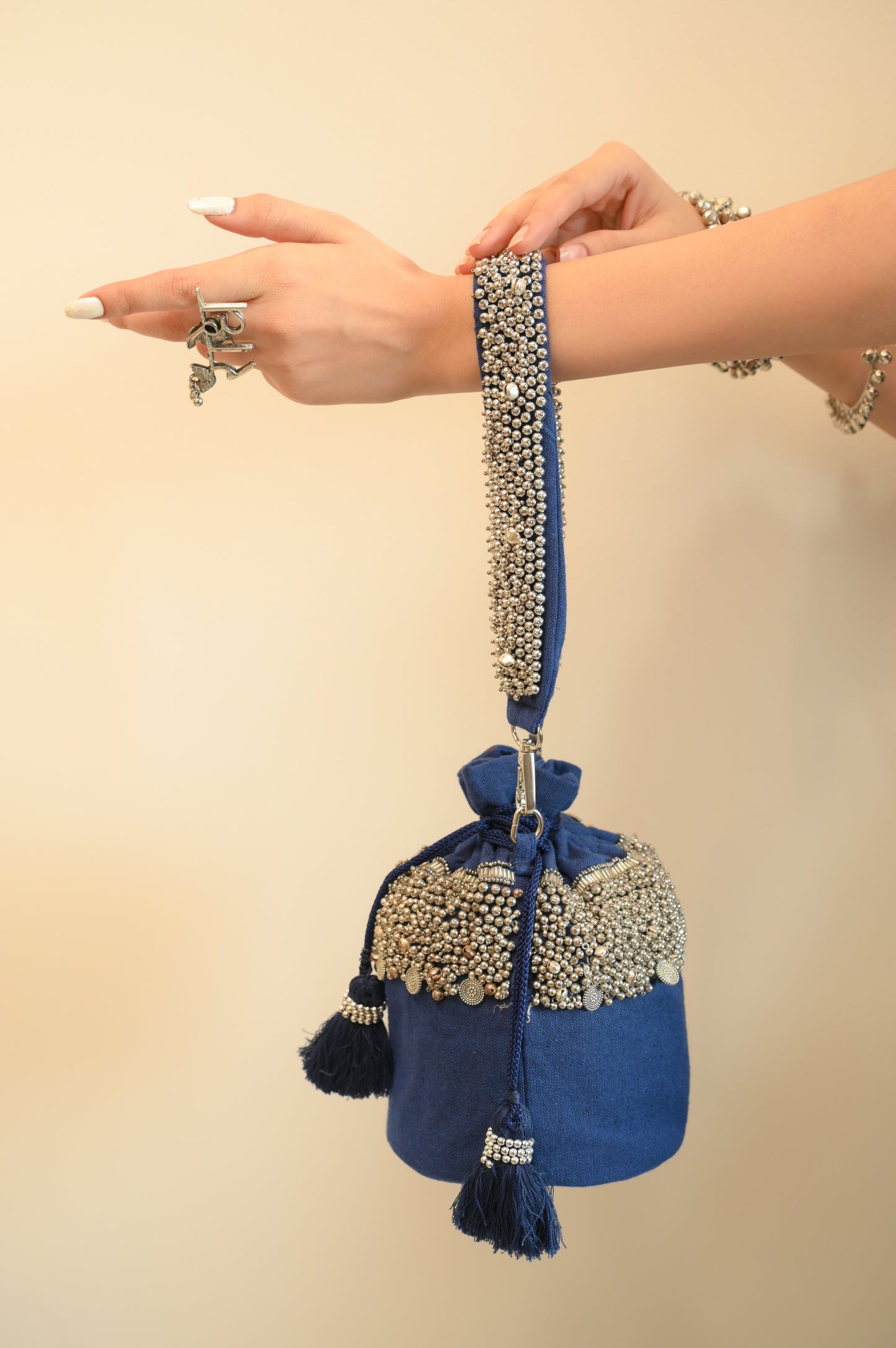 SILVER GRACE POTLI BAG